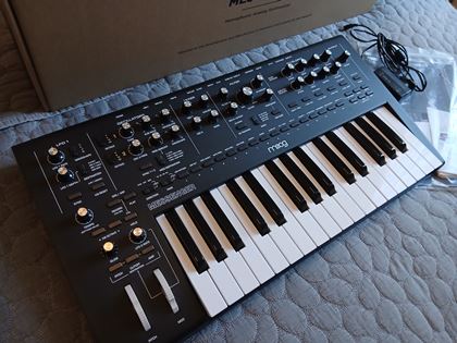 Moog-Messenger